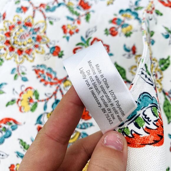 Tabitha Webb white floral placemats set of 4 - Picture 4 of 4